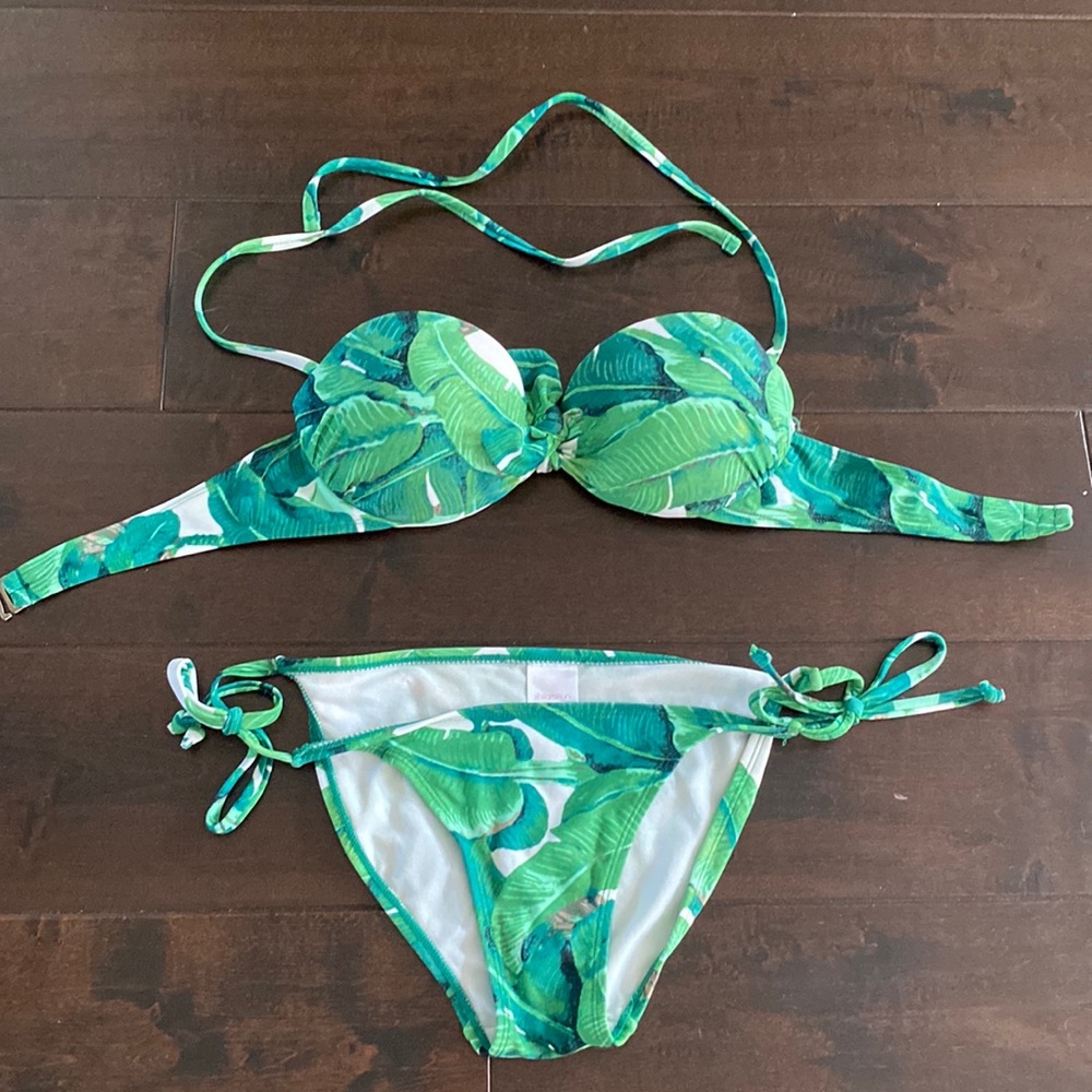 Xholaration two piece swimming suit in palm leaves. Both size M, top fits 32/34